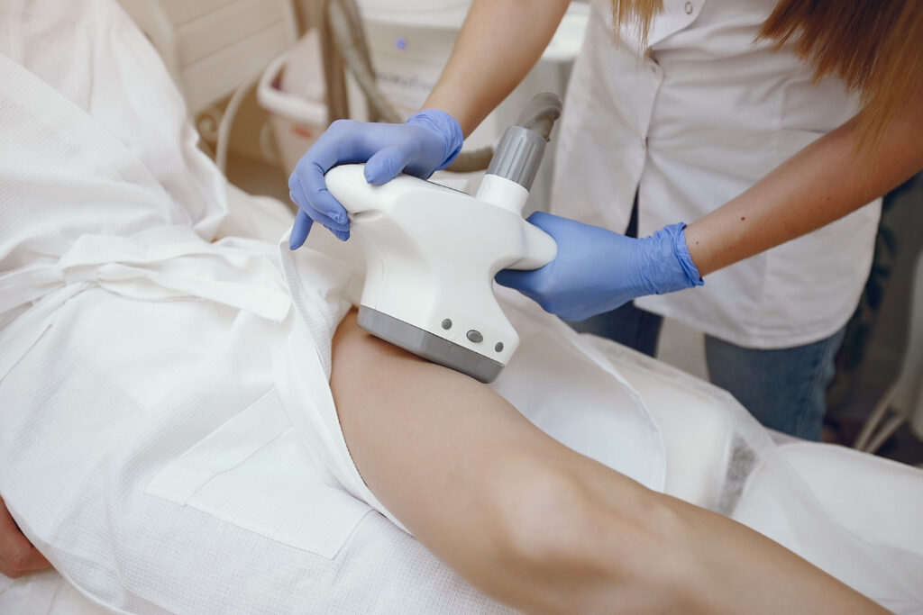 De verschillen tussen IPL en laserontharing uitgelegd