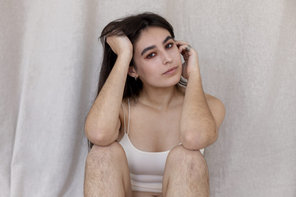 Overmatige haargroei op de buik behandelen bij Huidtherapie van den Berg