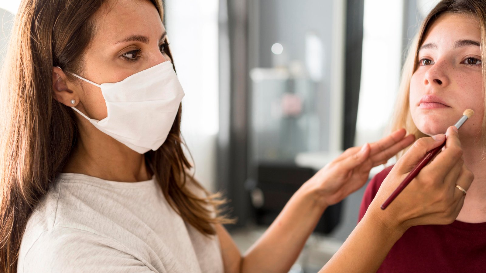 Acnebehandeling bij Huidtherapie van den Berg