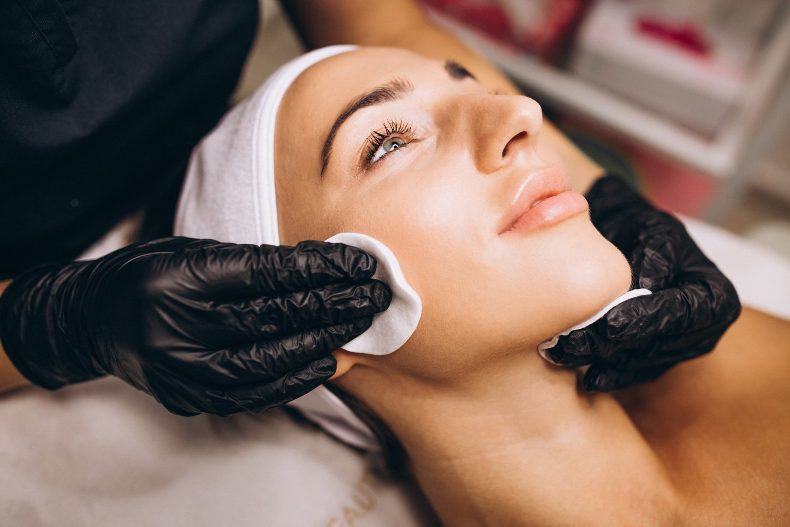 Facial Alkmaar bij Huidtherapie van den Berg