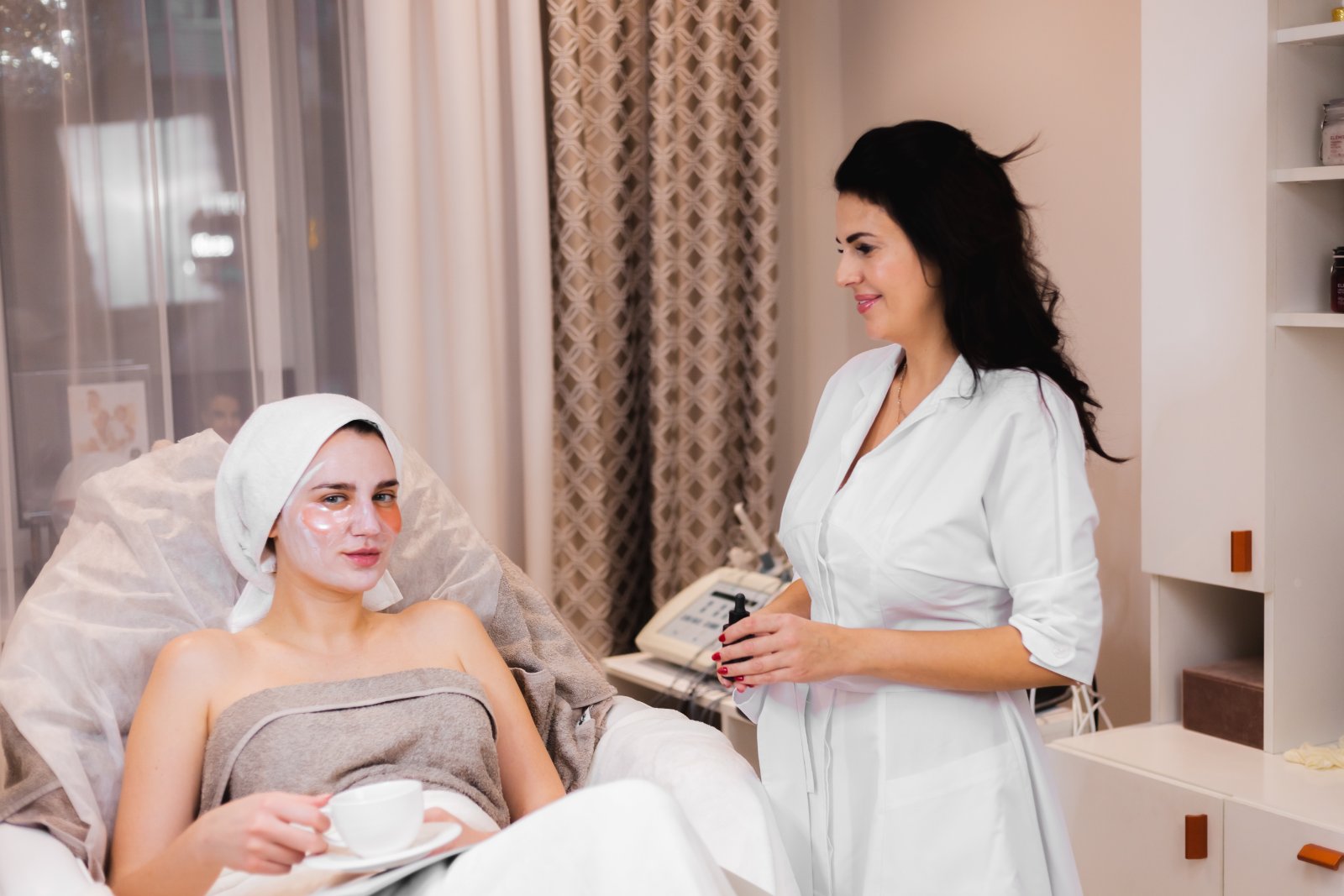 Facial Leiden bij Huidtherapie van den Berg