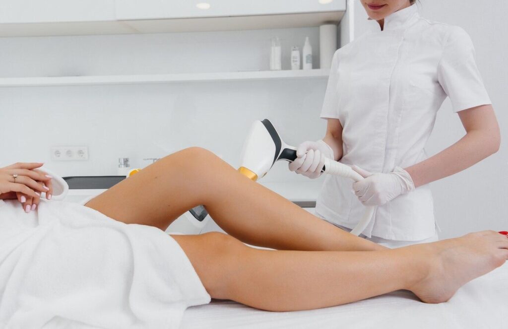 Behandelkamer van Huidtherapie van den Berg in Alphen aan den Rijn